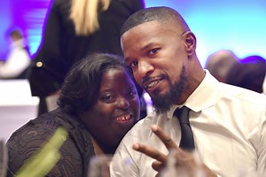 Jamie Foxx creates DeOndra Dixon fund in honor of late sister