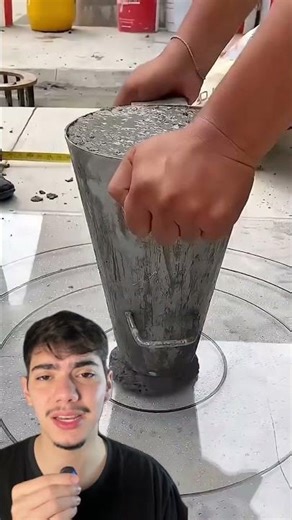 How does the concrete fluidity test work?