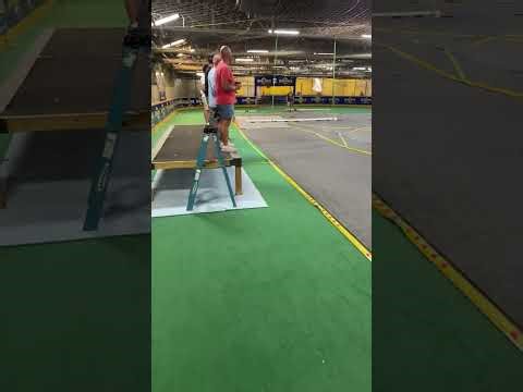 Road Kings indoor carpet racing !