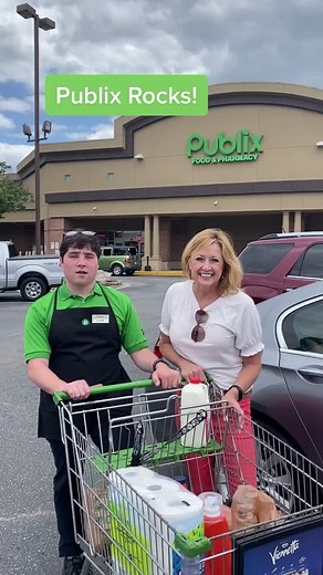 Sherri Goggin \\ OnPlumNelly on TikTok