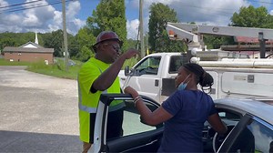 How dudes with good jobs try to talk to women #mrgoodjob | Ira Coleman