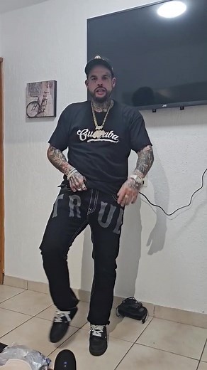 La Vida es una Cumbia: Fiesta Musical con Emiliano Aguilar