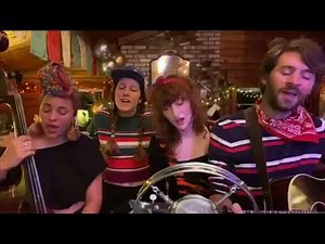 "I Am California" - John Craigie & Rainbow Girls | New Years Special