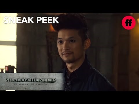 Shadowhunters | Season 3, Episode 3 Sneak Peek: Magnus' Offer | Freeform