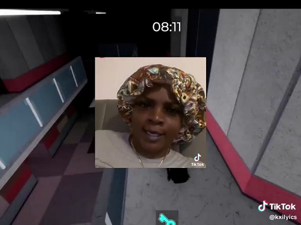 Frustrations Unleashed in Roblox Piggy Mall Gameplay