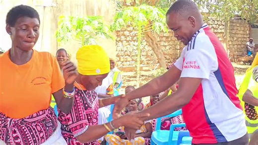 Earlier today, the Office of Mombasa Member of Parliament 𝐇𝐎𝐍. 𝐙𝐀𝐌𝐙𝐀𝐌 𝐂𝐇𝐈𝐌𝐁𝐀 𝐌𝐎𝐇𝐀𝐌𝐌𝐄𝐃 was warmly received at Mashinani across Mombasa County during the Ngaaf Groups Projects Evaluation and Monitoring Process. The exercise aims to access the performance of ongoing Ngaaf grant projects issued to the beneficiaries groups across Mombasa County, ensuring they deliver value to the intended group members as part of socio-economic transformation and development. Later in the after