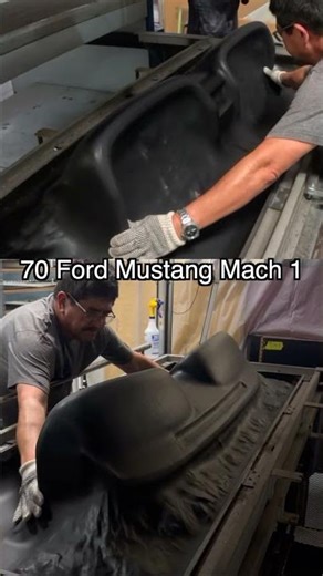 1970 Mustang Mach 1 Dash | Awesome Dual-Angle Vacuum Forming 👀
