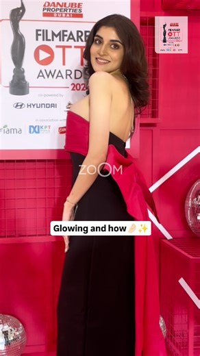 22K views · 67 reactions | English Vinglish actress @navika_kotia graces the red carpet of Filmfare OTT Awards! The actress was also nominated for her show #SchoolFriends which is amongst the Top 5 shows globally! #NavikaKotia #DanubePropertiesFilmfareOTTAwards2024 #FilmfareOTTAwards2024 #FilmfareOTTAwards #Filmfare | Zoom TV | Facebook
