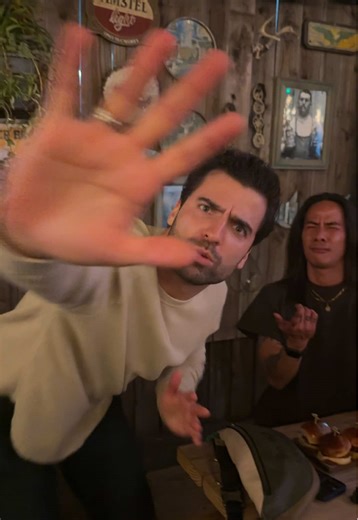 Respecting Privacy: No Pictures Policy in Social Settings