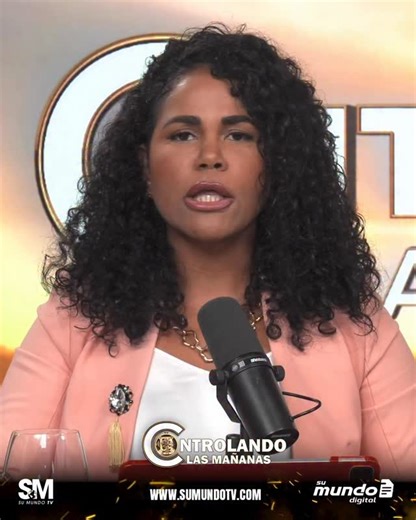 El presidente de la República, Luis Abinader, comenzó a mover fichas en algunas intervenciones públicas con el propósito de “salir por la puerta grande” al culminar su cargo en el 2028 @pridahsuero @hectorvasquez0821 📽️Programa completo en YouTube “Su Mundo TV” 🔗No te lo pierdas. 👉 Disfruta de Su Mundo TV en los siguientes canales: 📺 CLARO: 101 y 1101 HD 📺 Altice: 81 📺 Aster: 81 📺 Telecable Dominicano:20 📺 Wind Telecom: 46 📺 Telecable Central: 67 📌 ¡No te lo pierdas! #SuMundoTV #Gobier