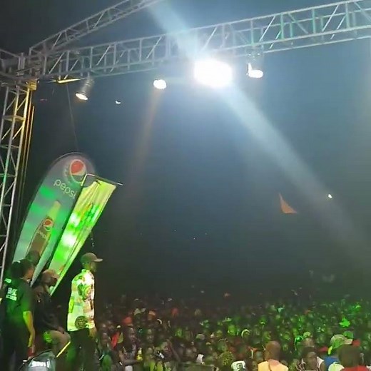 DJ Erycom Playing On New Years'