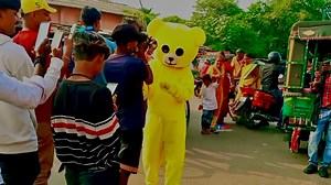 103K views · 4.1K reactions | Public ke samne teddy ne logo ka dil jeet liya #bokaroteddy | Bokaro Teddy | Facebook