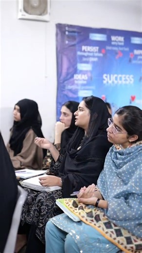 📚 Mr. G.M. Abro (MLCG) — Insightful Guidance During Essay Classes at COMEX Academy During the Essay sessions, Sir G.M. Abro stressed the importance of clarity, analytical depth, and structured expression — the core skills every CSS/PCS aspirant must master to excel in Essay & Precis papers. His key points for aspirants included: ✅ Crafting a clear and compelling thesis ✅ Building logical and well-connected arguments ✅ Eliminating unnecessary or irrelevant details ✅ Understanding the examiner’s 