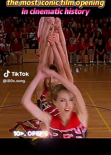 Bring It On: The Most Iconic Cheer Openings In Cinematic History#bringiton #bringitonmovie #kirstendunst #lindsaysloane #clarekramer
