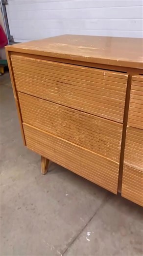 This wood project costs $40 to build but sells for $300 😳 Full step-by-step plans in the link👇 https://bit.ly/build-wood-projects #woodworking #diywood #woodproject #woodworkingideas #diyprojects