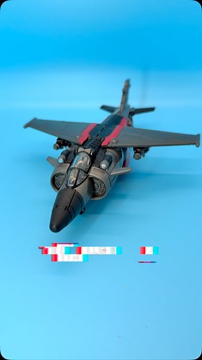 Studio Series Bumblebee Movie Shatter . . . #shatter #bumblebeemovie #studioseries #transformers #transformerscollector #robotsindisguise #morethanmeetstheeye #generationone #transformerstoys #toyphotography #toystagram #toycollector #toyslagram #transformersaddicts #transformerscollection #actionfigurephotography #toyartistry #epictoyart #takara #takaratomy #hasbro #hasbrotoypic #shotoniphone | Cattlebane