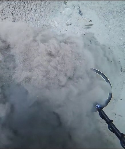 Finding Apple Watch at the Beach: Dive Adventure