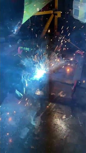 Slow motion MIG welding #welding #migwelding #metalworking #slowmotion #slowmo #electricity #sparks