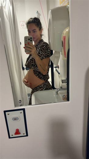 21 Weeks Pregnant: What to Expect This Week