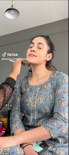 chumma ore content #shootingtime #LIVEhighlights #TikTokLIVE #LIVE #livehighlights #thashakrishnakumar #sale #actor #love #fypagetiktok #fypシ゚viral #fypageシ #fypageシ #fypageシ #fypシ #fypシ #saree #sareelove #pallaku #pallakusaree #marriage #anarkali