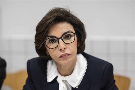 "La ramène pas" : Rachida Dati, sa relation tendue avec sa fille Zohra
