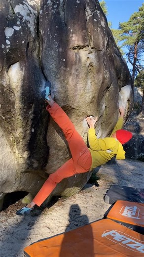 Alexander Megos on Instagram: "La Coccinelle aller-retour 8A+❓❗ We need some locals to clarify if this was a valid aller-retour? I haven't seen this being a thing anywhere else but Fontainebleau. It definitely is an interesting challenge on a lot of boulders. Can't wait for the first aller-retour of Action Directe 😂 @tenayaclimbing @patagonia_climb @petzl_official @yeti @bergfreunde @frictionlabs @physivantage @fazabrushes #stylefirst #carrotsforpower #actimove"