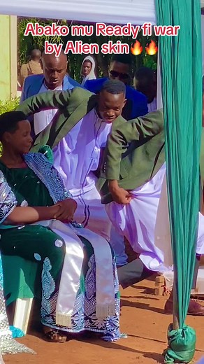 Abako mu Ready fi war by Alien Skin