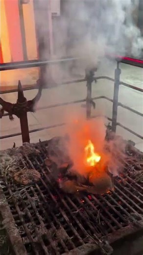 Haji hu meldi bethi chhu mujava nu na hoy 🙇🛕 jay meldi maa ❤️‍🔥 #rajameldi #viral #shorts #meldi