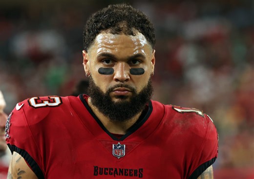 Mike Evans Predicted to Sign $33 Million Deal with Bills After Tough Season