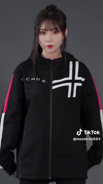 Put on this Kamen Rider Decade hoodie—ready to start your own cross-dimensional journey? #KamenRiderDecade #AnimeMerch #TrendyHoodie #FanEssential #WinterStyle #fyp