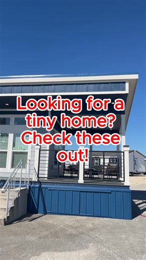 Check these tiny homes out! 😮‍💨 Call us at (855) 550-6550 or visit the link in our bio to find your dream home 🏡Llámanos al (855) 550-6550 o visita el enlace en nuestra biografía para encontrar la casa de tus sueños🏡 . . . #texas #houston #dallas #trending #viral #explore #fyp #trend #inspiration #design #home #manufacturedhomes #architecture #interiordesign #homedecor #decor #tinyhouse #tinyhome #mobilehome #mobilehomes #prefabhouse #hudhome #manufacturedhome #modularhomes #trailerhome RBI3
