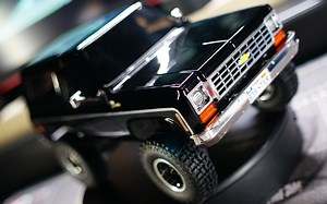 FMS 雪佛兰K5 FCX24 开箱与各种自家1/18对比大小