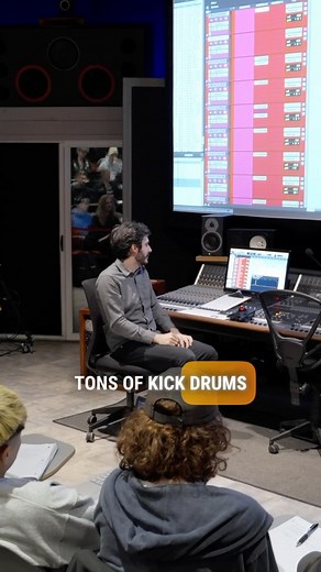 226K views · 2.3K reactions | Why using a digital eq can result in analog problems! #oiart #musicproduction #audioschool #audio #audioengineer #audiostudent #audioengineering #protools #studiolife #sounddesign #stem | OIART | Facebook