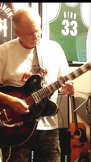 Gretsch G2622T with Backing Track - Clean & Dirty - Part #1 3-25-25