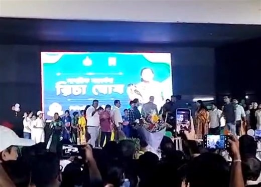 A moment of inexplicable pride and joy! Techno India Group felicitated Richa Ghosh, a member of the Women's World Cup winning squad as part of a program by Siliguri Municipal Corporation, after returning to her home state. Satyam Roychowdhury Satyam Roychowdhury #follower #highlight #worldcup | Techno India Group