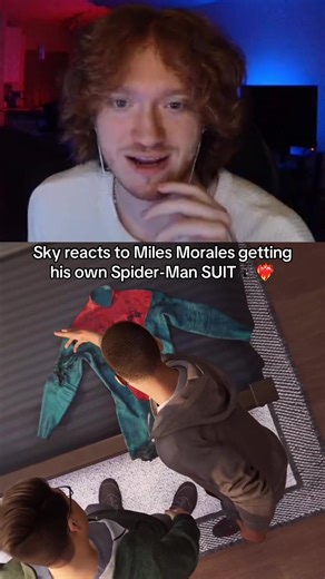 Sky reacts to Miles Morales getting his own Spider-Man SUIT🕷️❤️‍🔥#skybfly #gaming #spiderman #milesmorales #spidermanmilesmorales