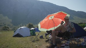 1.2K reactions · 32 shares | Emlékeztek még a tavalyi nyárra?  Ilyen volt veletek a Double Rise 2024-ben!  Júliusban folytatjuk, immár a fesztiválunk 10. kiadásával. Gyertek velünk oda, ahol kétszer kel fel a nap!  Lineup és minden más a weboldalunkon.  | Double Rise Festival | Facebook