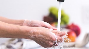 Here's the best way to wash your hands effectively, an expert explains