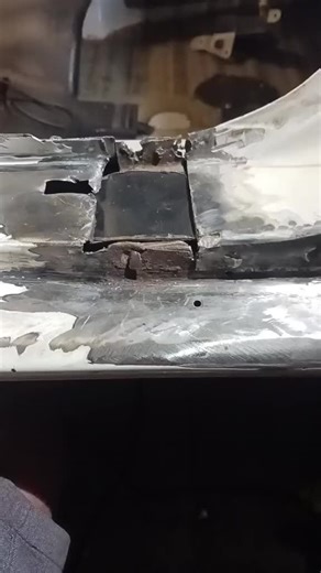 r32 skyline sketchy rust repair #rb26dett #fixinshit #mechanical #cartiktok #cars #howto #fix #repair #godzilla #gtr #r32 #skyline #nissan #rustrepair