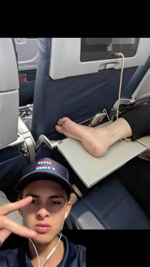 Ranking most disgusting things you’ll touch while traveling #travelsmart #gross #airportlife ￼