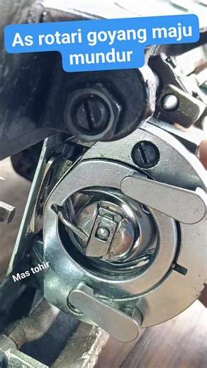 How to fix a wobbly rotary axle on an old sewing machine Cara mengatasi as rotari goyang, mesin jahit singer/butterfly #tips #tutorial #edukasi #fyp | Muhammad Tohir