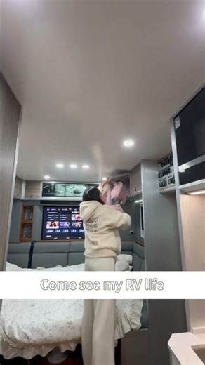 My life in the RV during a blizzard#recreationalvehicle