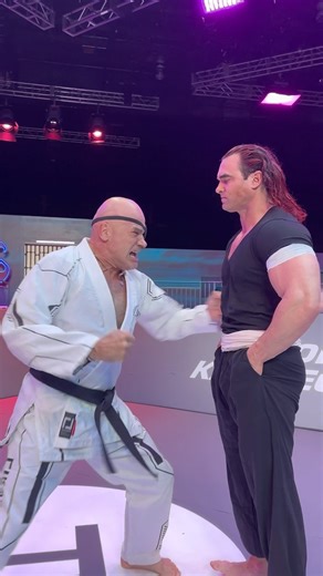Yujiro Hanma vs Doppo Orochi in the @karatecombat pit! 🥋👊🏼👹 Doppo: The Legendary @basruttenmma 🎥: @alec.pack #yujirohanma #bakihanma #doppo #martialarts #karate | Logan Chitwood
