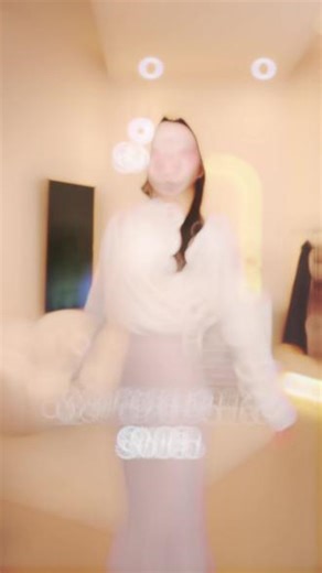 雪纺拼接露肩 甜妹的氛围感密码 #SNIDEL #SNIDEL爆款 #纯欲穿搭 #秋冬少女感 #秋冬气质穿搭