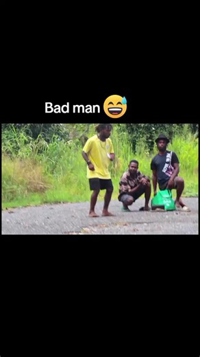 😅🤣🤣🤣 ol mangi Traim tasol