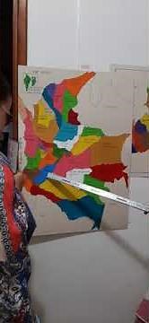 Nini aprendiendo los 32 Departamentos y sus Capitales de Colombia.