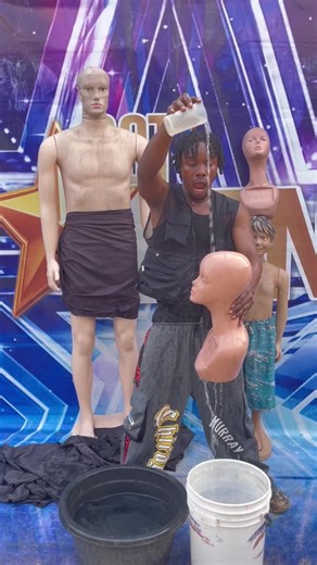 Incredible Water Tricks by 800-Year-Old Boy