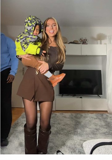 Mama und Sohn: Ein herzlicher Moment 🥹