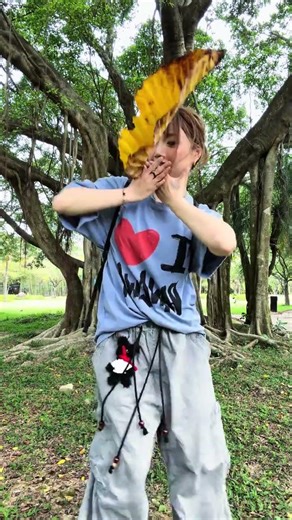 is a little honey dance perfect for spring #云#Li Haowei#Boast fish choreography#Douyin