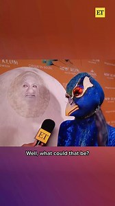 2.3M views · 32K reactions | The queen of Halloween! A little birdie told us Heidi Klum is under that 픀퓲퓵퓭 outfit. | Entertainment Tonight | Facebook